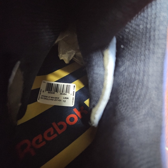 2012 Reebok Court Victory Pump - Picture 5 of 7